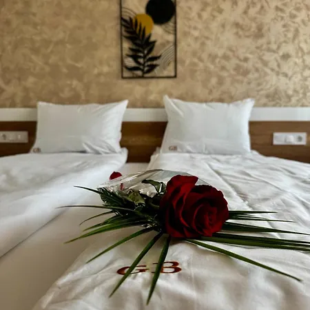 за гости- Maria Elegance Guest house Pavel Banya